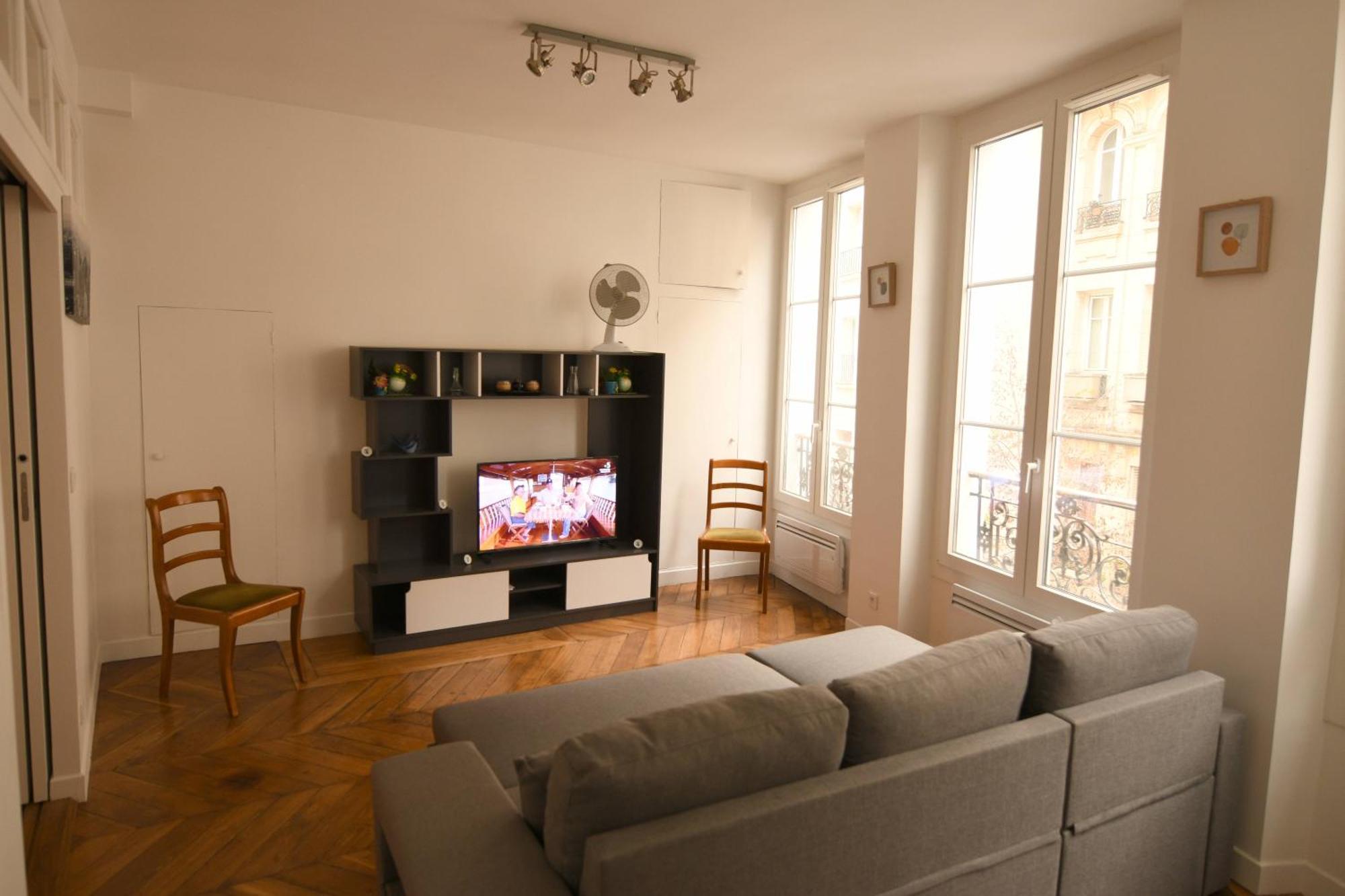 Hotel D'Orleans Paris Gare De L'Est Ngoại thất bức ảnh