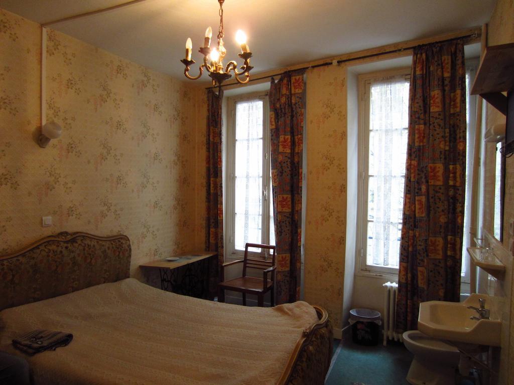 Hotel D'Orleans Paris Gare De L'Est Phòng bức ảnh